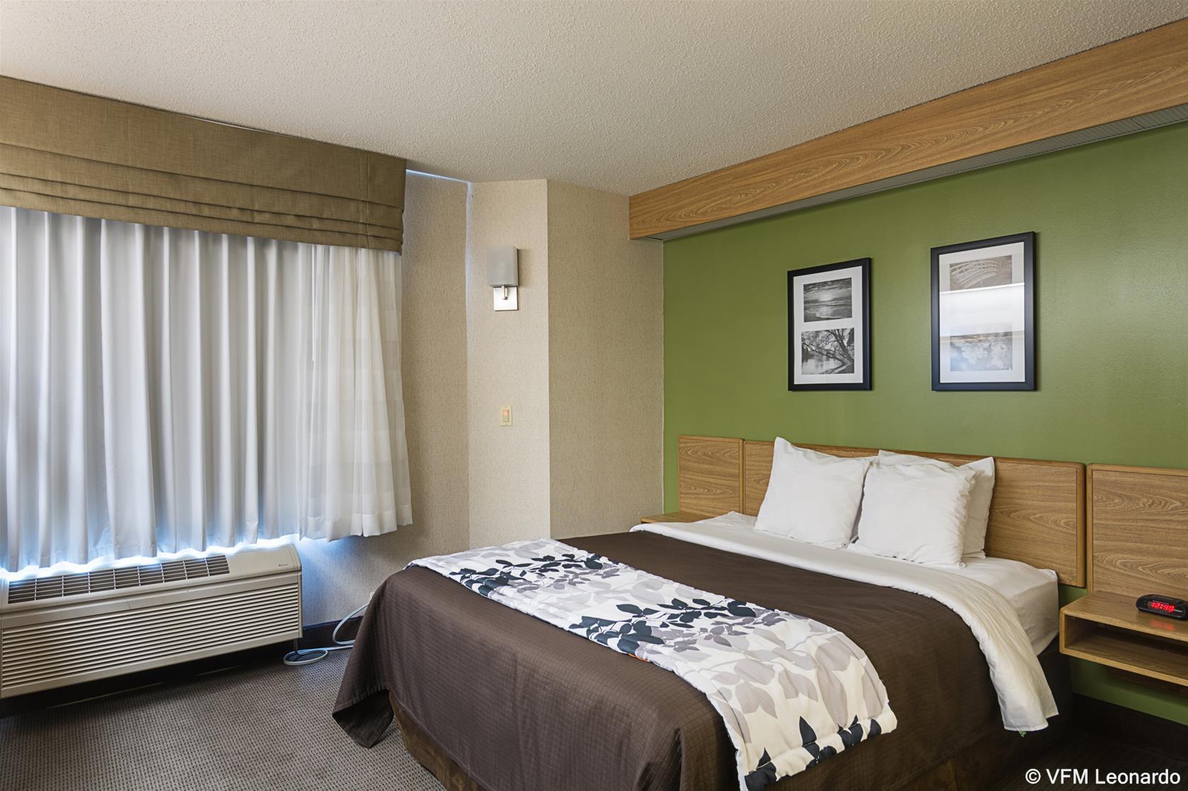 Locanda Sleep Near Great Lakes Naval Base 2*